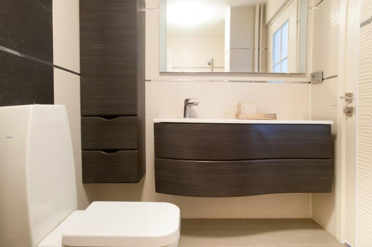 Central And Vibrant Flat With Balcony In Besiktas Istanbul Eksteriør billede